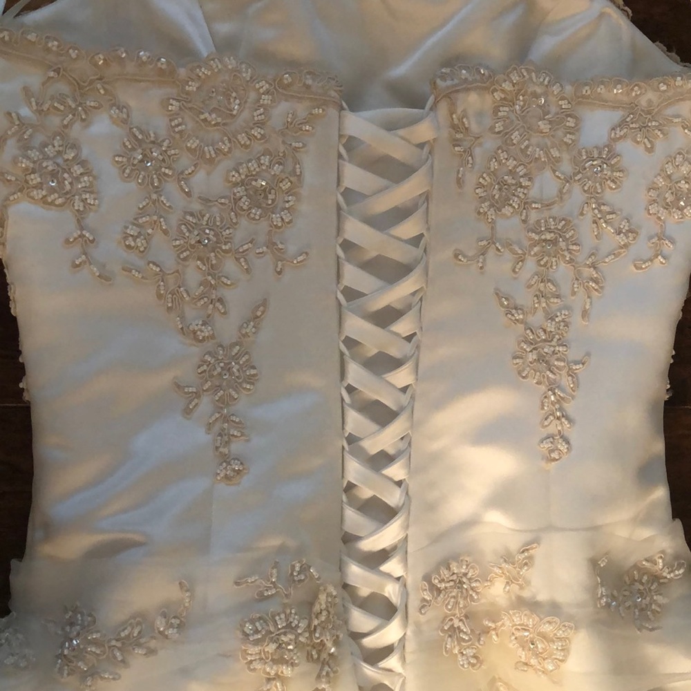 Maggie Sottero Couture wedding gown Sz 10 - Picture 10 of 13